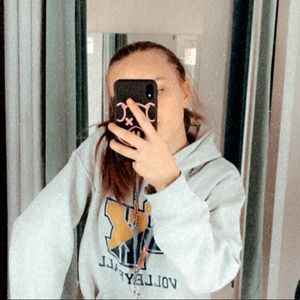 Meet your Posher, Arissa